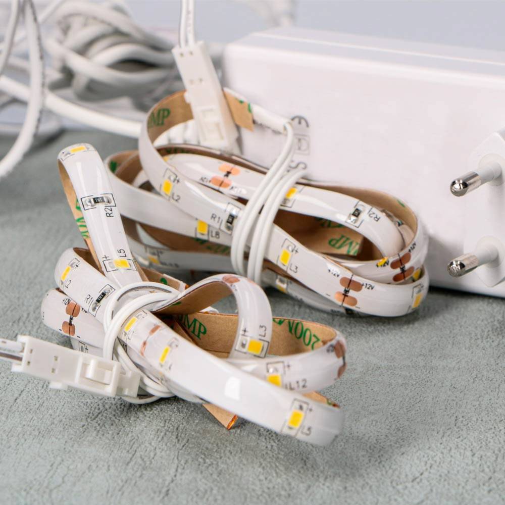 LED's Light Complete LED Trapverlichting set - 15 treden x 80 cm - Lengte aanpasbaar - Koud wit licht Trapverlichting LED.nl