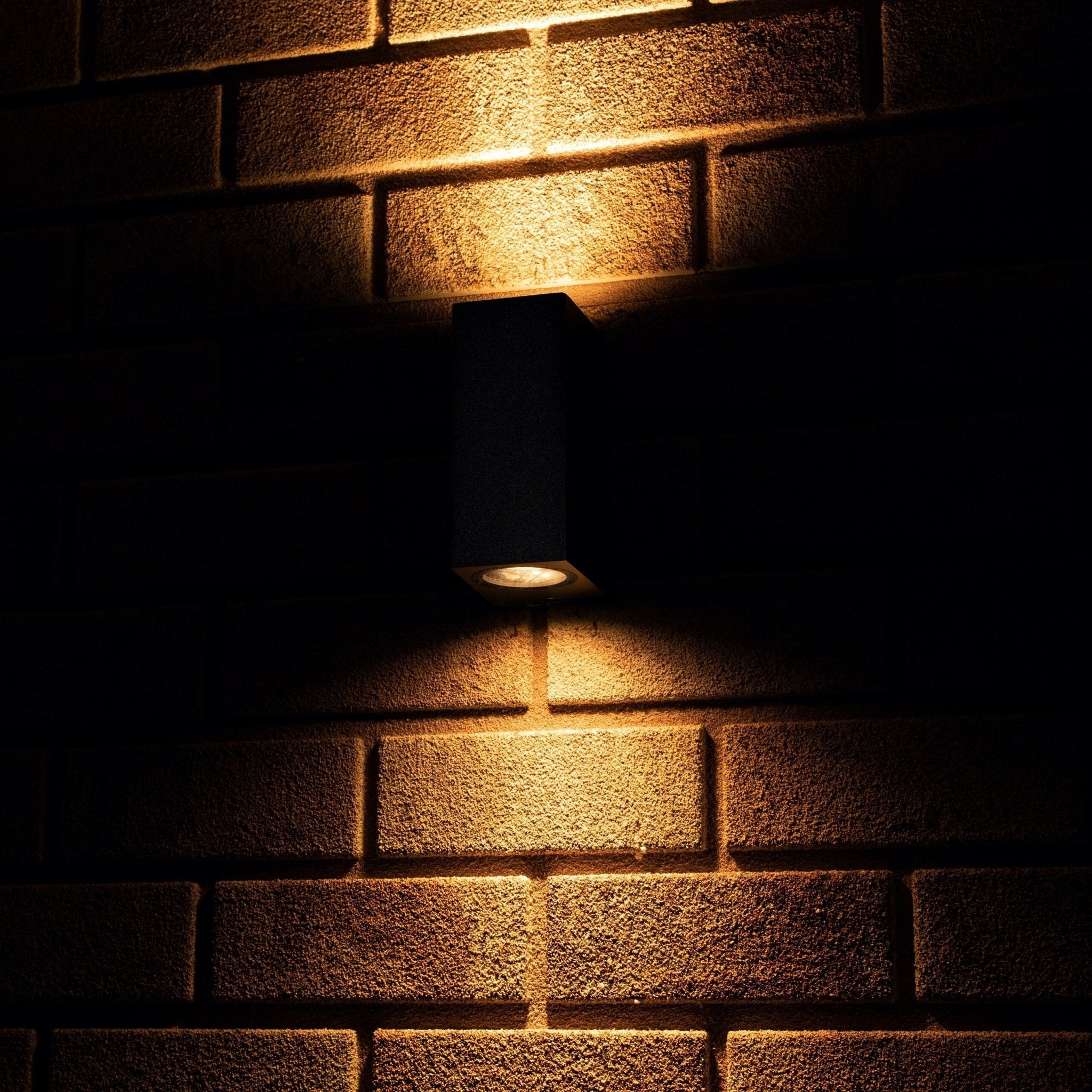 NØRD Up&Down - LED's Light LED Buitenlamp met GU10 fitting - Rechthoek - IP44 - Zwart - Model Milaan Wandlampen LED.nl