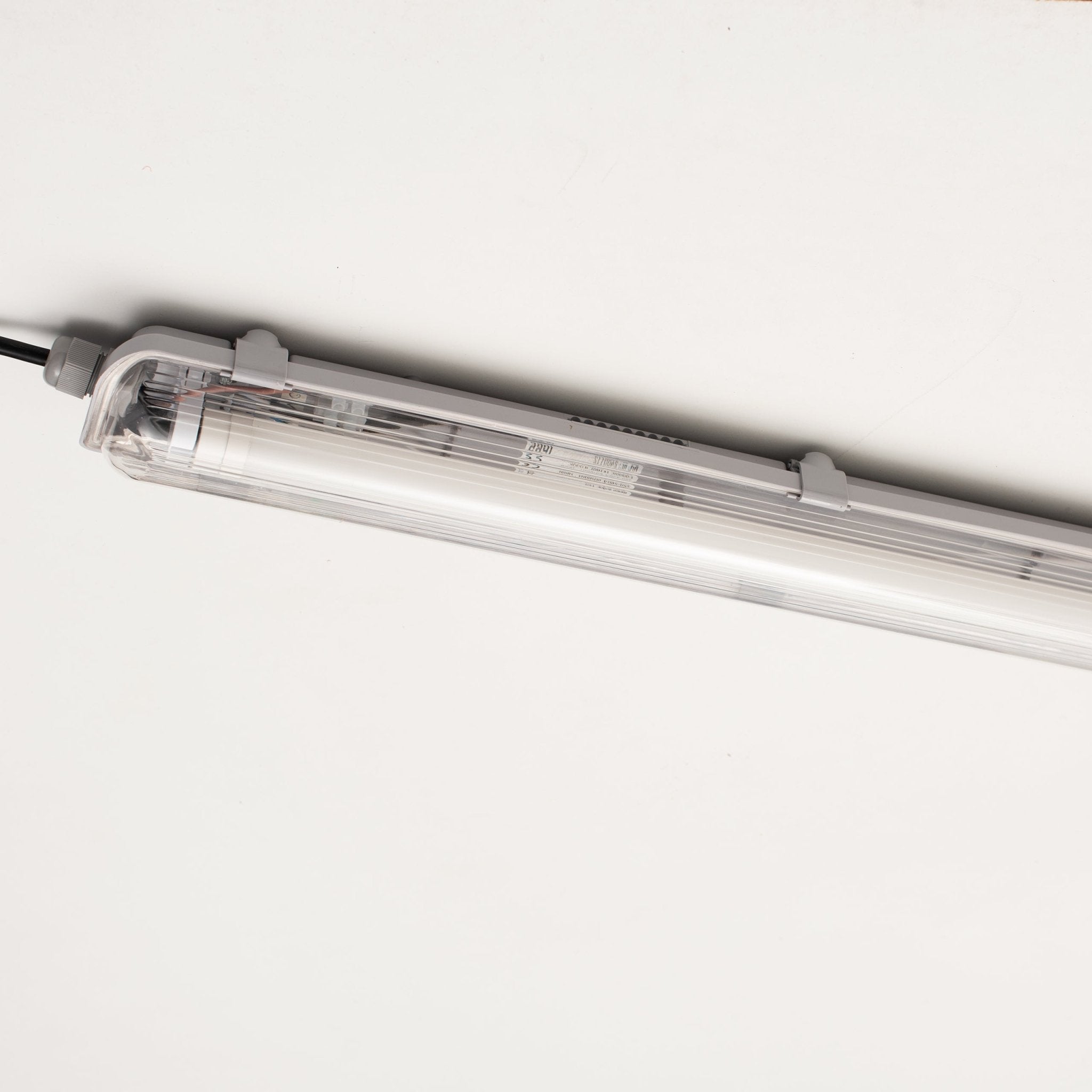 Proventa TL verlichting LED 120 cm - LED TL armatuur incl. LED buis - Waterdicht - 1800 lm TL verlichting LED.nl