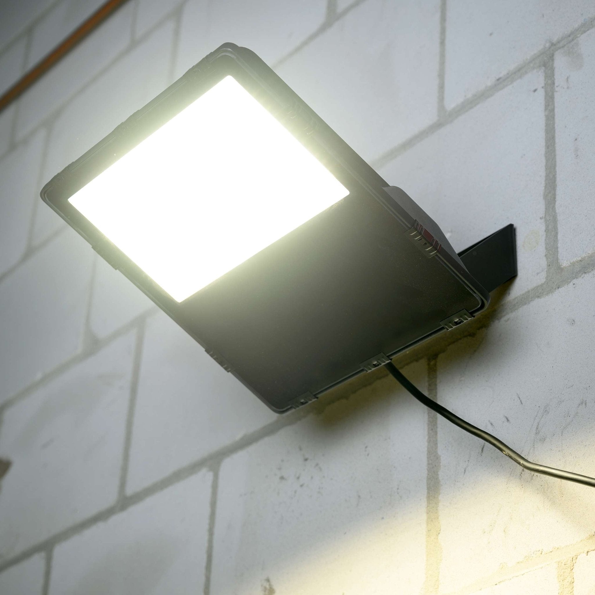 LED's Light pro Premium LED Floodlight 100W - Levensduur van 30 jaar - IP66 Waterdicht - 16000 lm Floodlights LED.nl