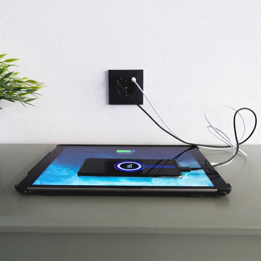 ProCharge Wall Socket with USB-C and USB Fast Chargers - Universal - White - RAL9010 