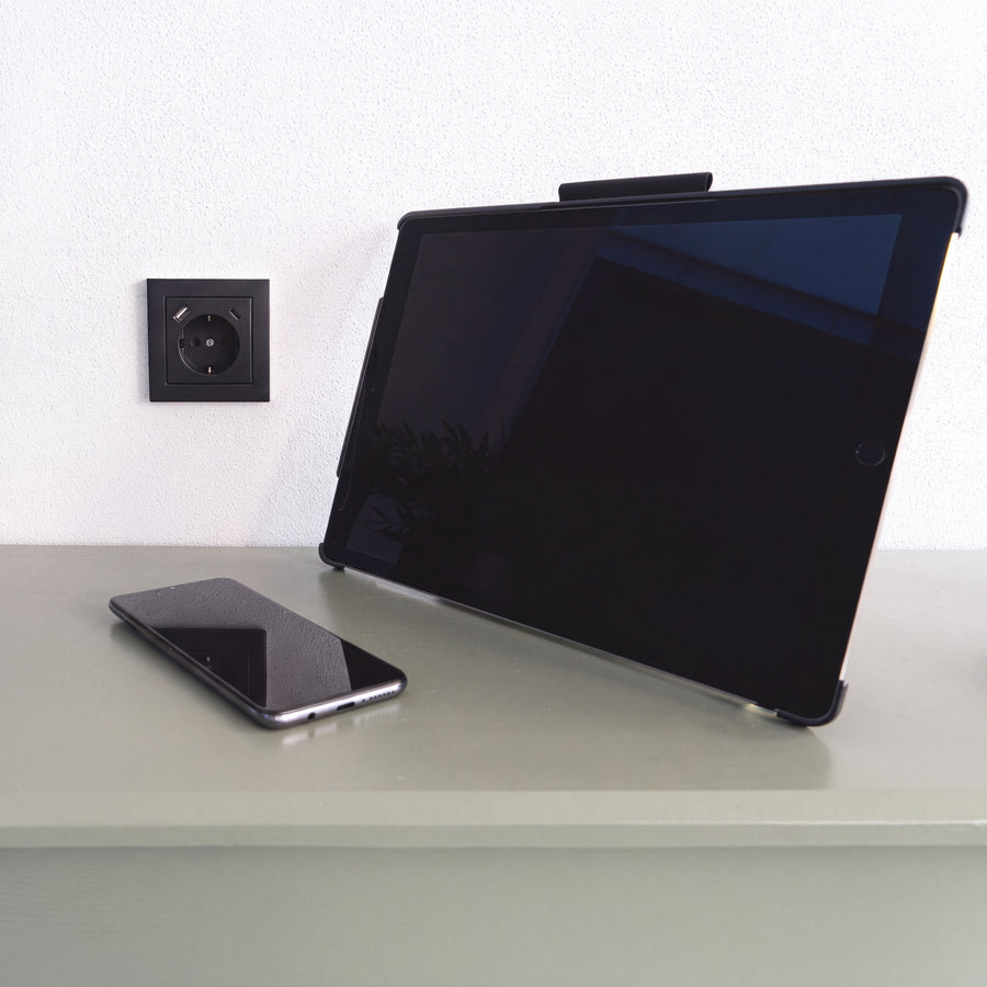 ProCharge Wall Socket with USB-C and USB Fast Chargers - Universal - White - RAL9010 