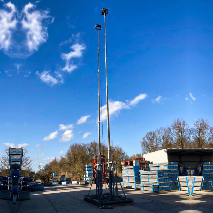 Ultra LED Floodlight 1000W - for construction sites, sports fields and stadiums - 155000 lumens - IP66 - LED.nl