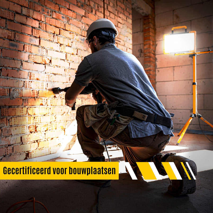 LED's Work Cordless LED Construction Lamp 5200 - Works on batteries from Makita, Bosch, Dewalt, Milwaukee, Metabo - IP54 - LED.nl