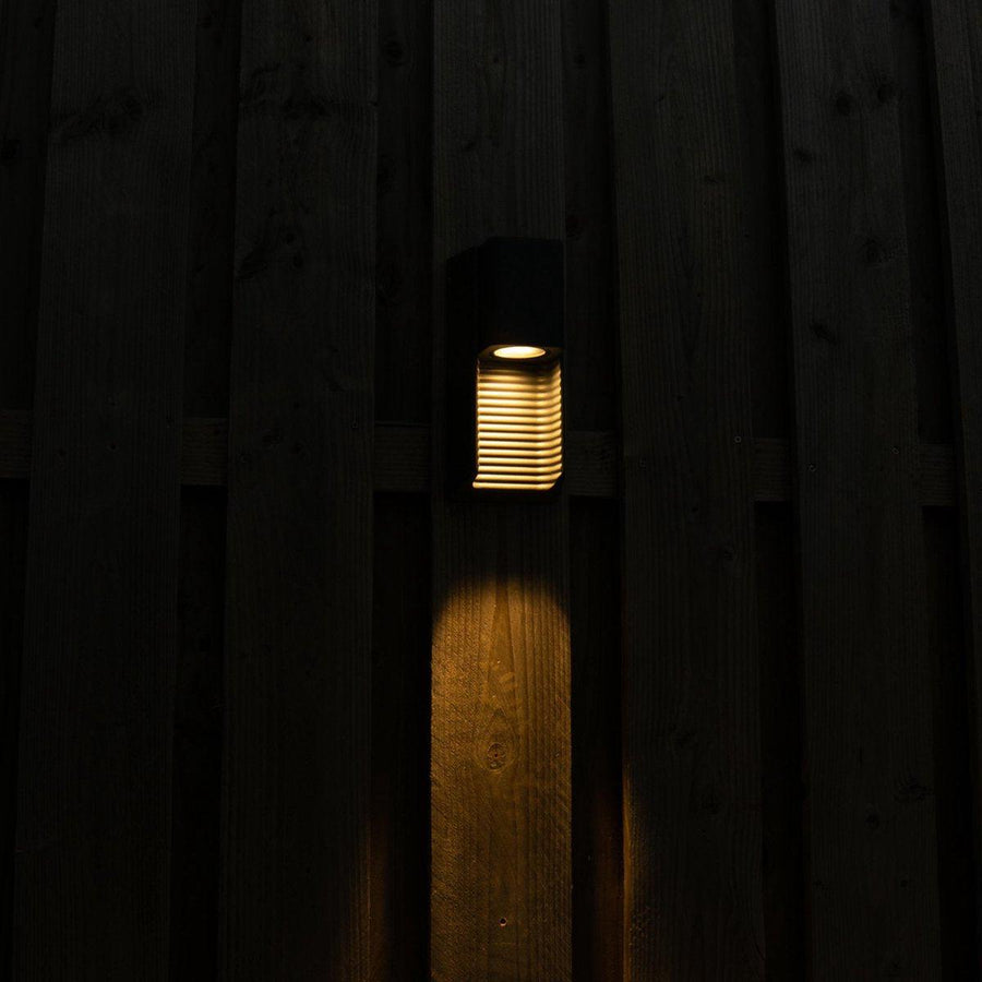 LED outdoor wall lamp with GU10 fitting - Stripes - Rimini - IP44 - Anthracite - LED.nl