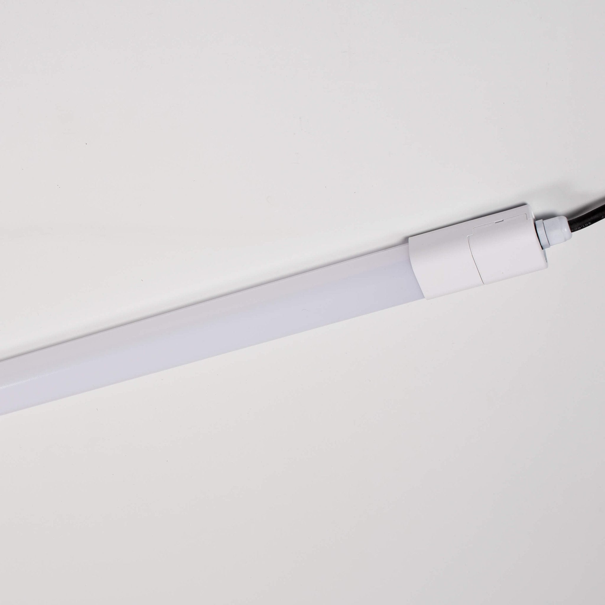 LED TL armatuur 150 cm – 2750 lumen – IP65 waterdicht – Voor binnen en buiten - LED.nl
