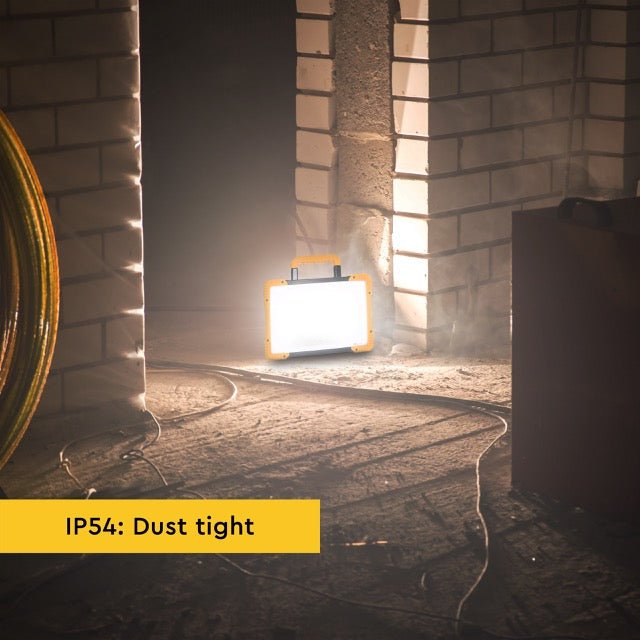 LED's Light Hybrid LED Construction Lamp 5500 - Wired and wireless use - IP54 - Rough Service Tested - 47W - LED.nl