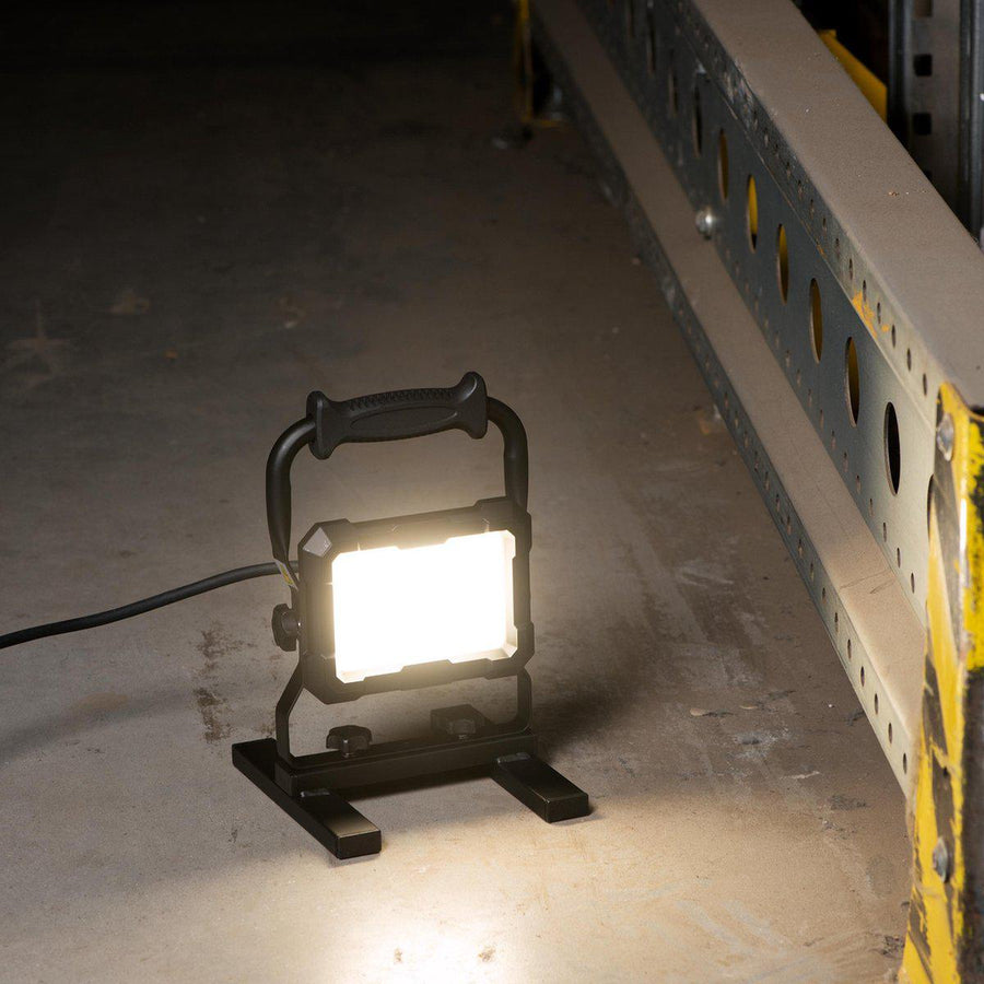 LED's Work Professionele LED Bouwlamp 2850 - Rough Service Tested - 5 meter snoer - 30W - IP65 Bouwlampen LED.nl