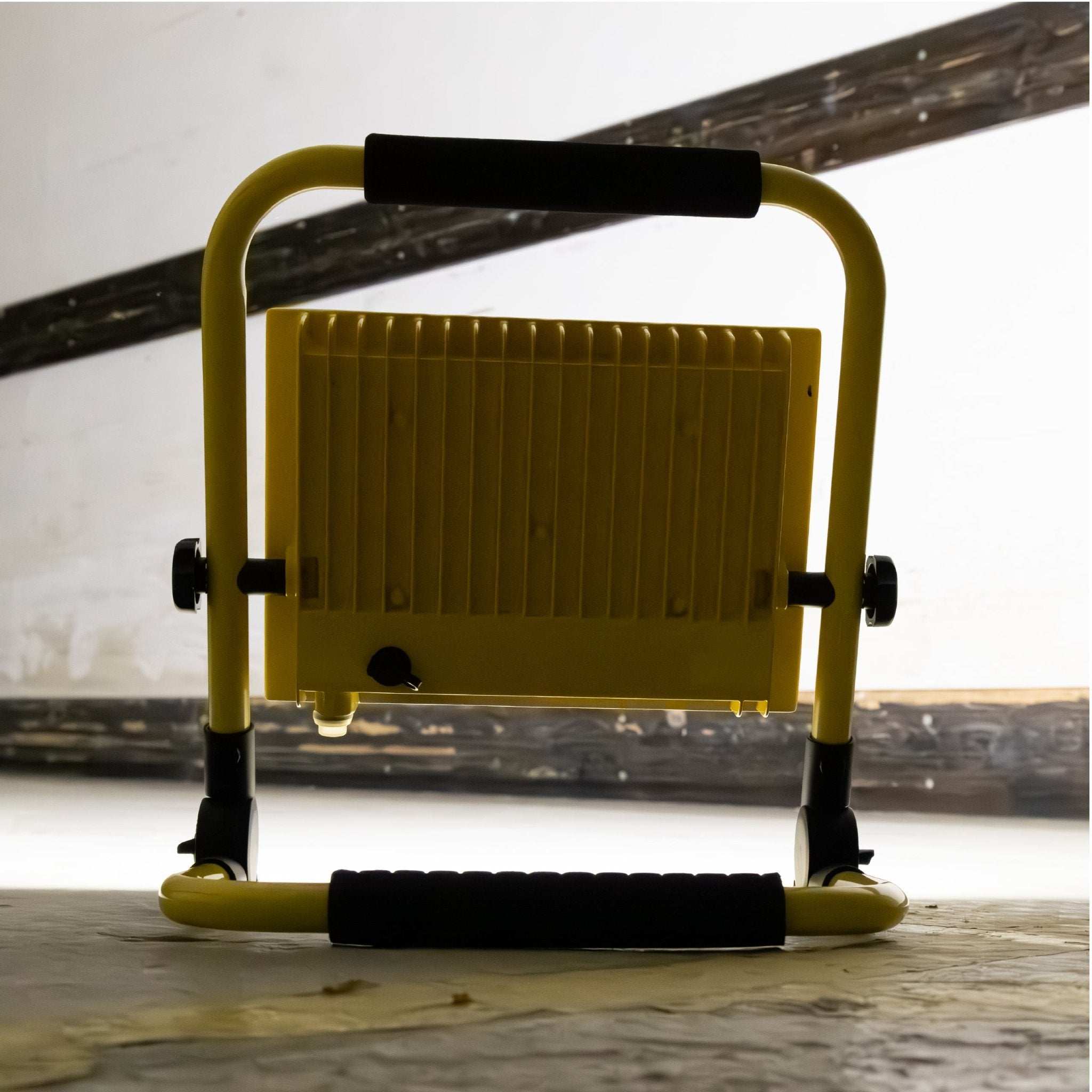 LED's Work Bouwlamp 1400 - Inklapbaar & Draaibaar - Stof- en waterbestendig - 20W Werklampen LED.nl