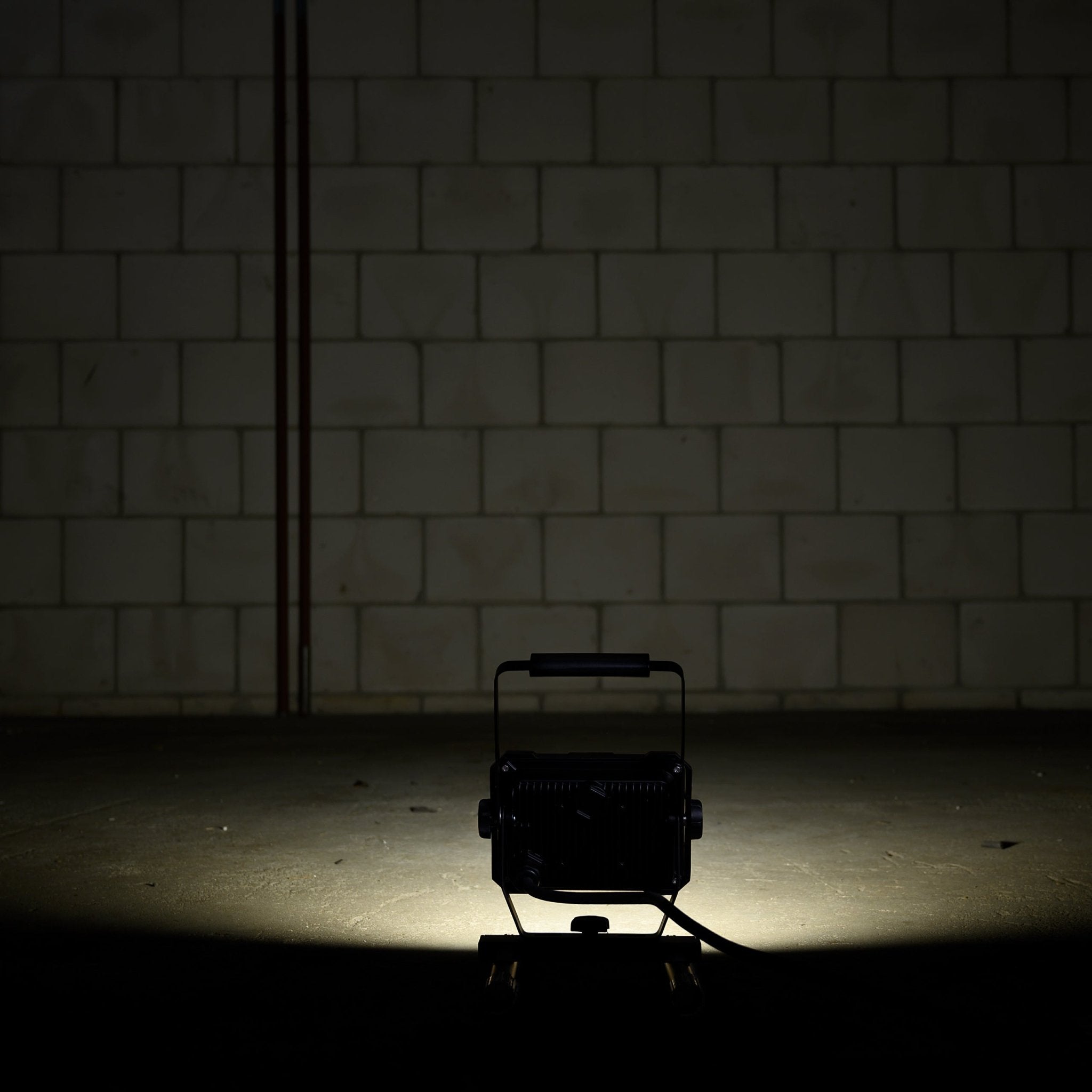 LED's Work Werklamp 2400 - Robuuste behuizing - Extra sterk snoer 150 cm - IP65 waterdicht - 30W Werklampen LED.nl