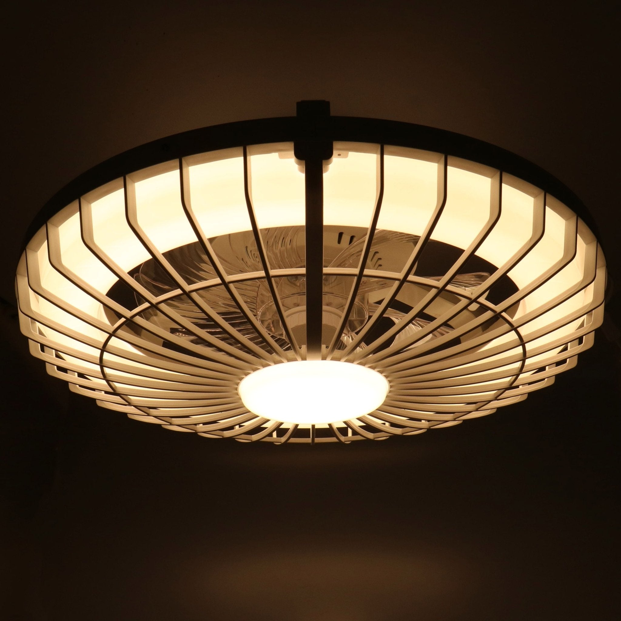 Silencio LED plafondlamp ventilator – Dimbaar en instelbare kleurtemperatuur – Voor zomer en winter – Incl. handige afstandsbediening - LED.nl
