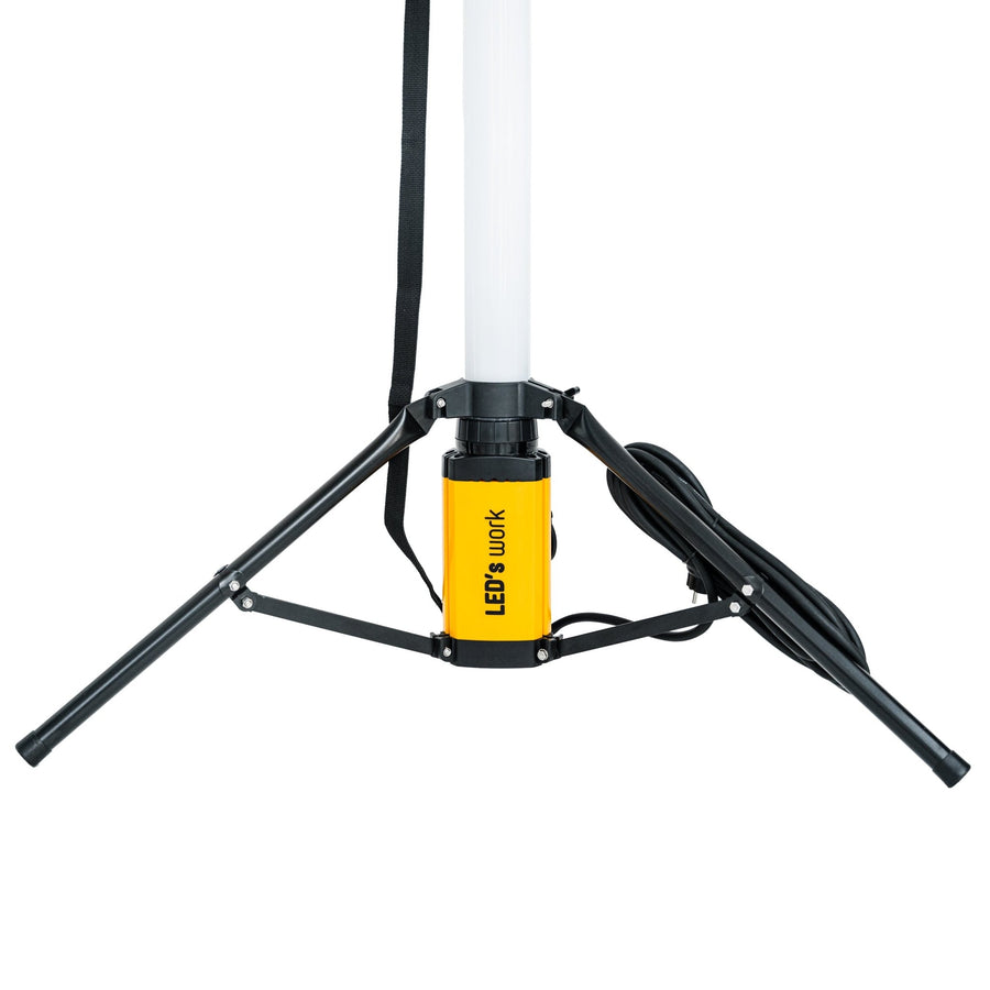 LED's Work Tripod Construction Lamp 12000 - 360 degree all-round light - Extra socket connection - IP54 waterproof - 100W - LED.nl