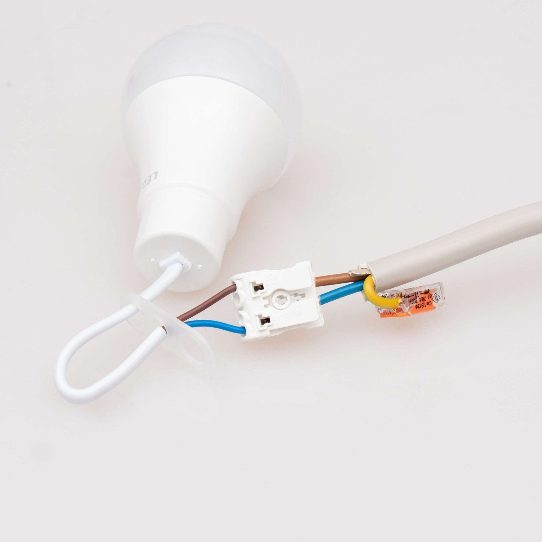 Verhuisfitting E27 met LED Lamp - Extra krachtig licht - 1055 lumen - Lampfitting Lichtbronnen LED.nl